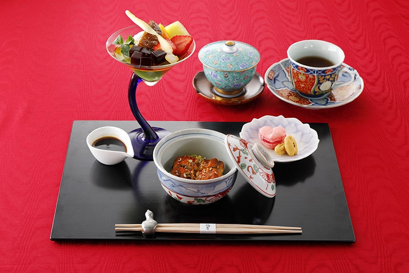 アフタヌーンクルーズ|東京湾クルージングレストランのシンフォニー シンフォニー クルーズ コーヒーセット 4枚 休日2700円✕4=10800円!