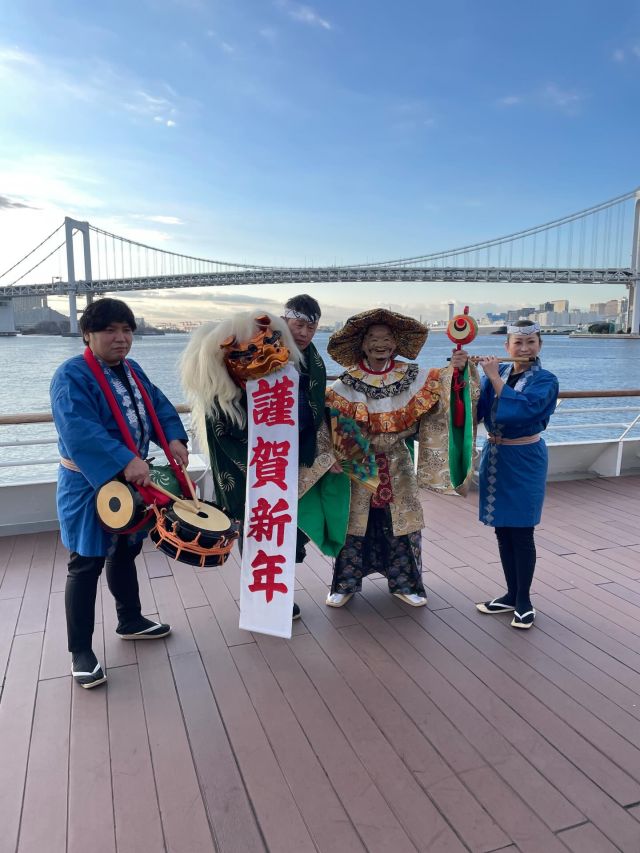皆様あけましておめでとうございます🎍

本年も安全第一にクルージングをお楽しみいただけるよう努めてまいります。

2026年が皆様にとって幸福溢れる年となりますようクルー一同心よりお祈り申し上げます。
そして、本年もシンフォニークルーズをどうぞよろしくお願いいたします。

#シンフォニークルーズ#お正月#クルージング#カウントダウン#初日の出